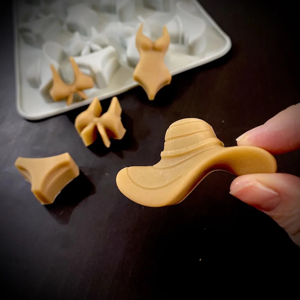 قالب سيليكون بتصميم بيكيني صيف - مراجعة Resin Art Guide وسعره