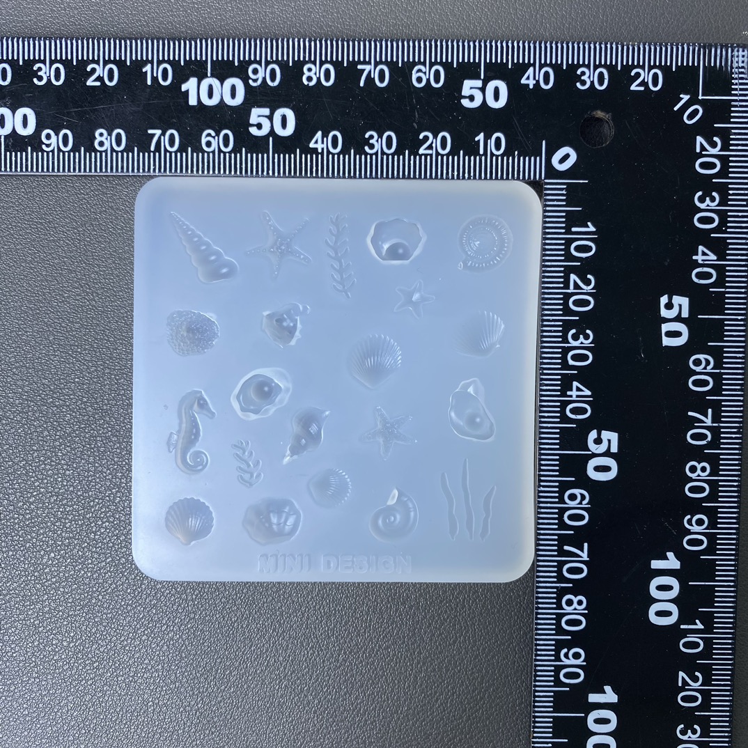 قالب سيليكون لصب الراتنج ثلاثي - مراجعة Resin Art Guide وسعره