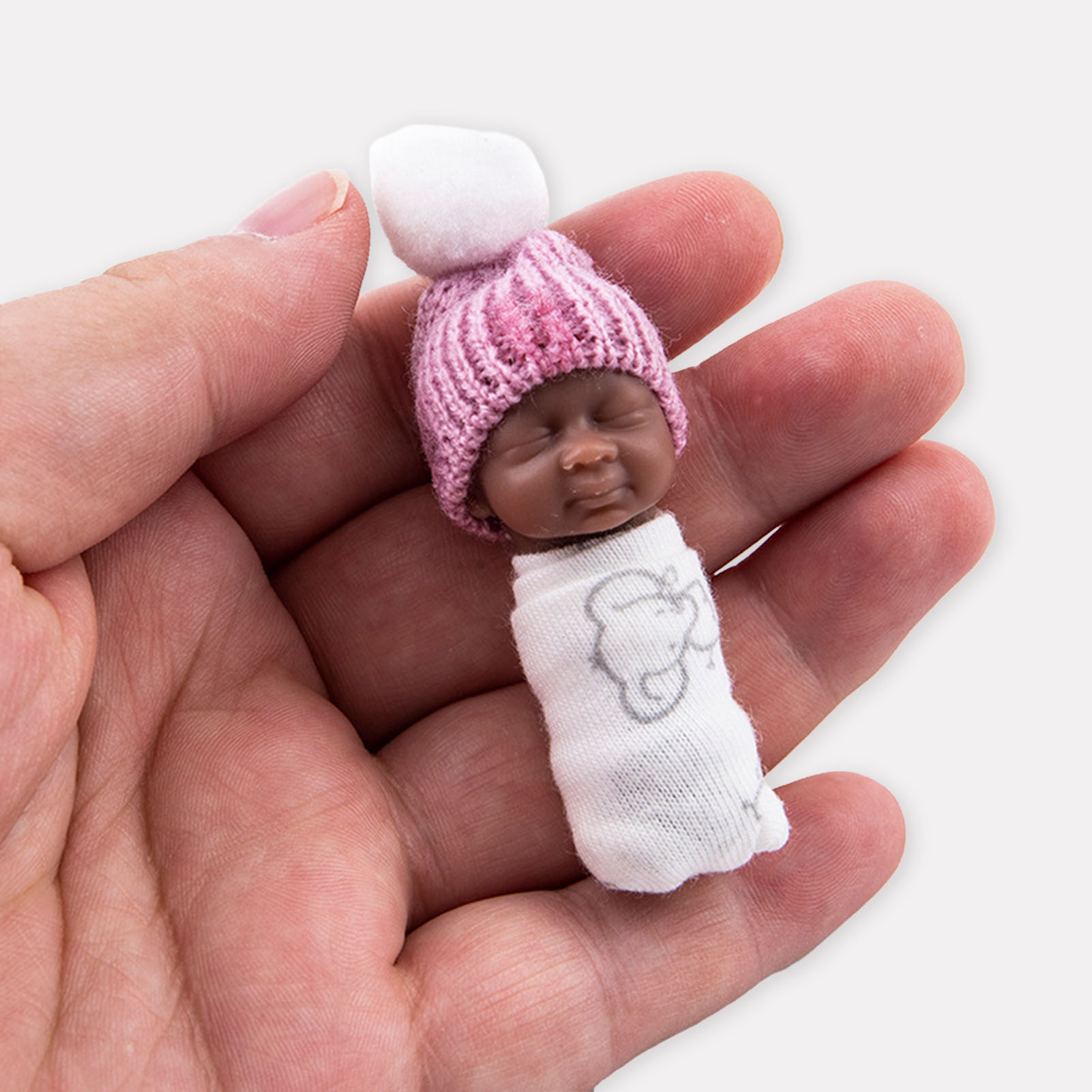 دمى أطفال حديثي الولادة بطول 7 - مراجعة Resin Art Baby وسعره