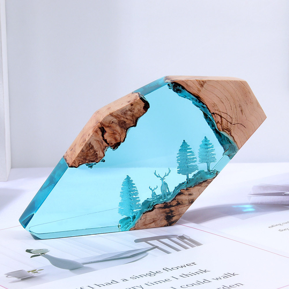 تحفة فنية مكتبية مضيئة مخصصة ب - مراجعة Resin Art Baby وسعره
